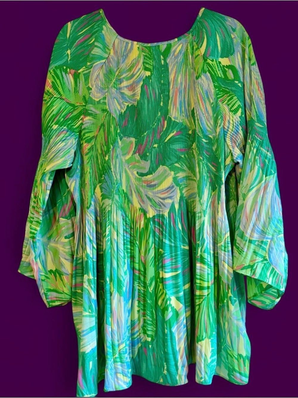 EUC Sunny Leigh Green Tropical Bell-Sleeve Tunic - Picture 5 of 7